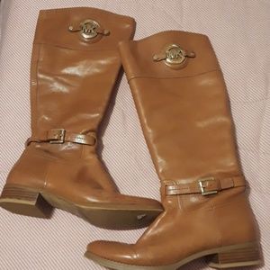 michael kors luggage boots